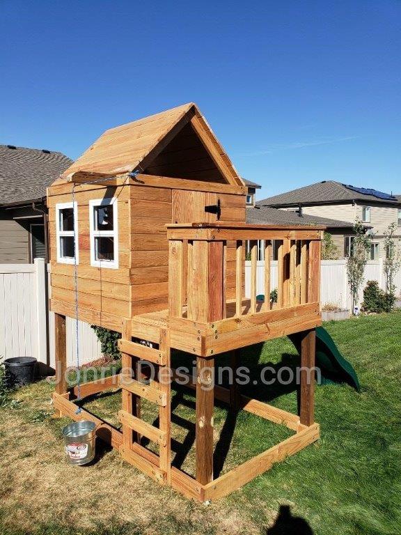 5'x5' Clubhouse with wooden roof, 4' Deck height with 3'x5' Uncovered porch, 5'x5' Enclosed top with 4 working windows & door, Ladder entry & 4' Upgraded slide.